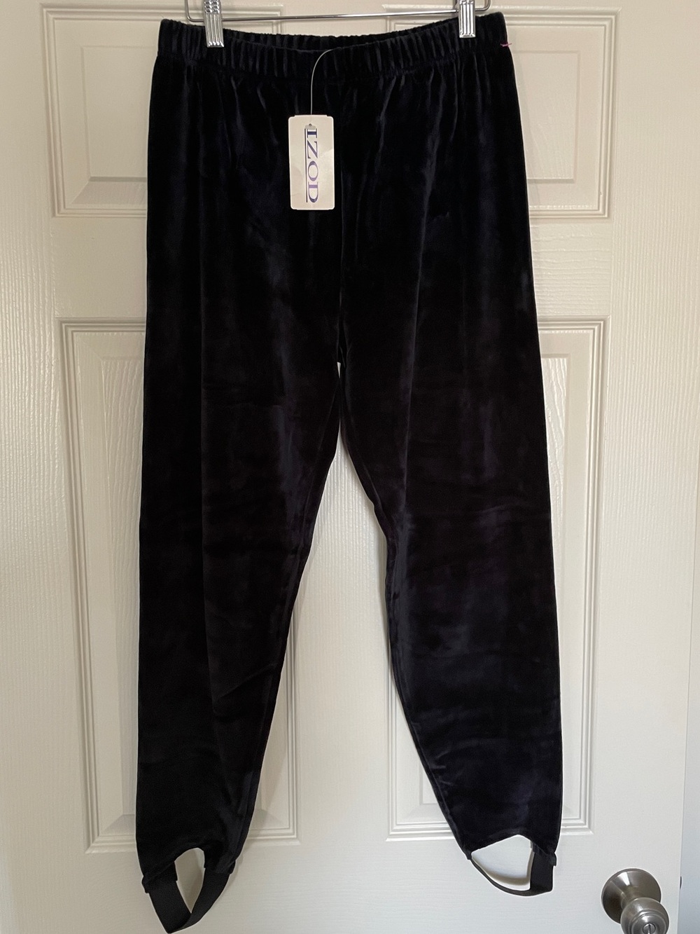 🖤 Vintage IZOD Women’s Black Velour Stirrup Pants 🖤